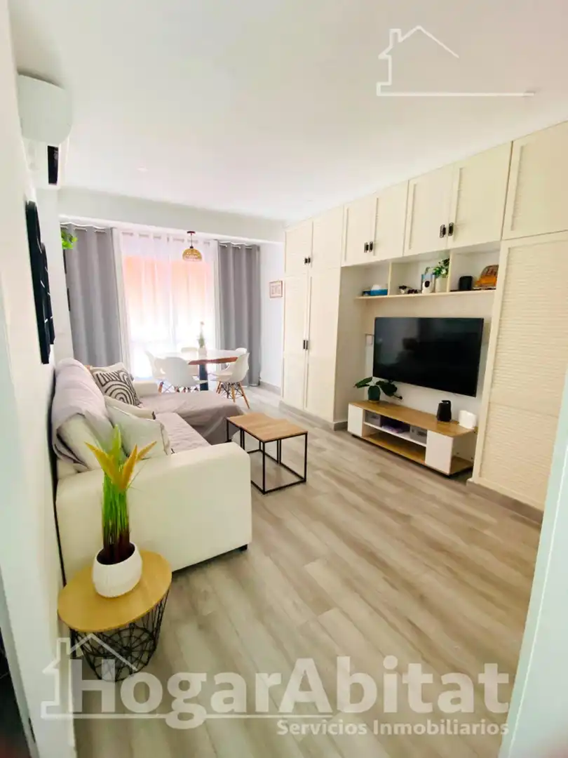 Wohnzimmer von Wohnung zum Verkauf in Gandia mit Klimaanlage, Heizung und Möbliert