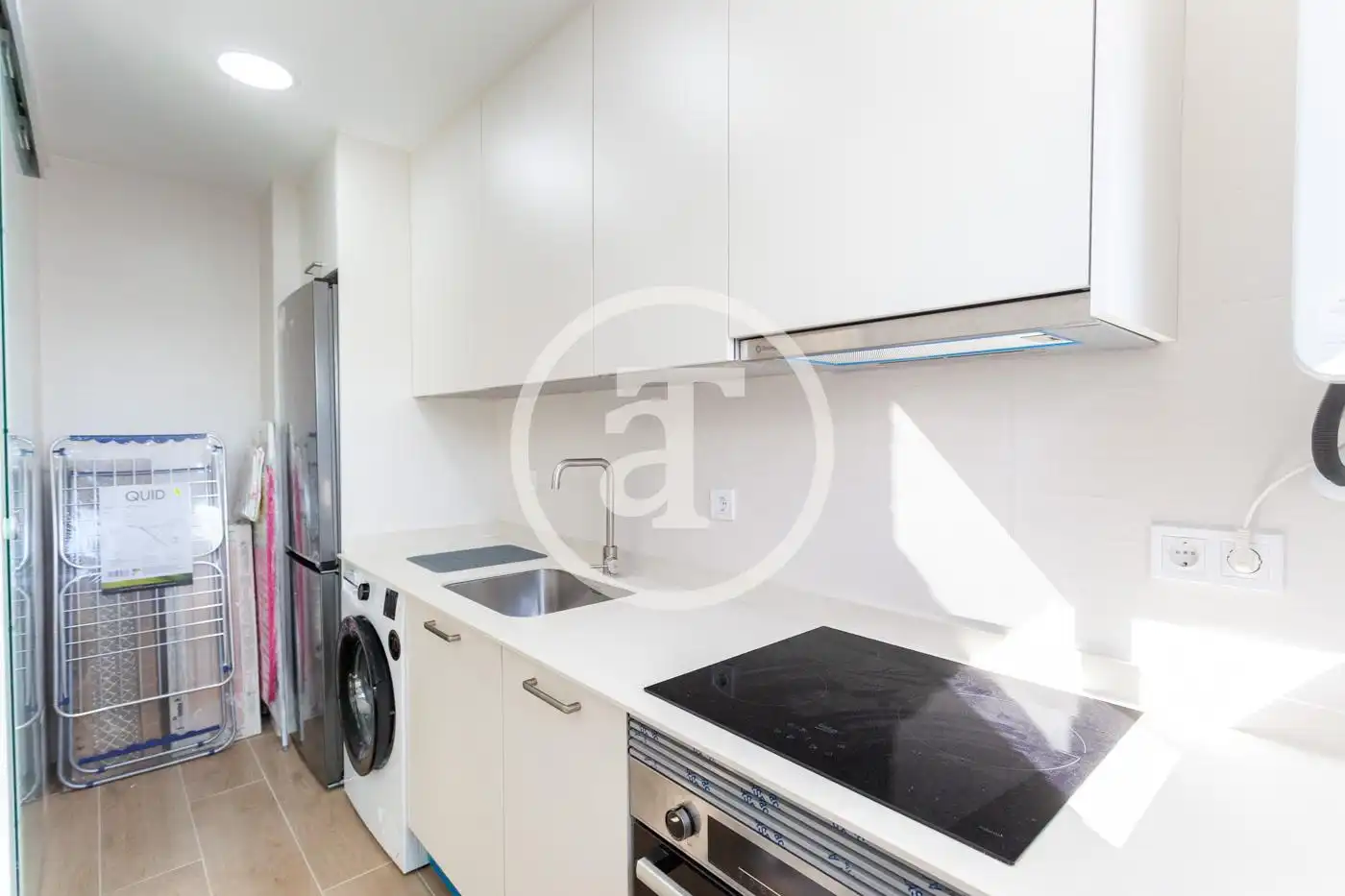 Kitchen of Flat for rent in Madrid  with Heating, Furnished and Oven