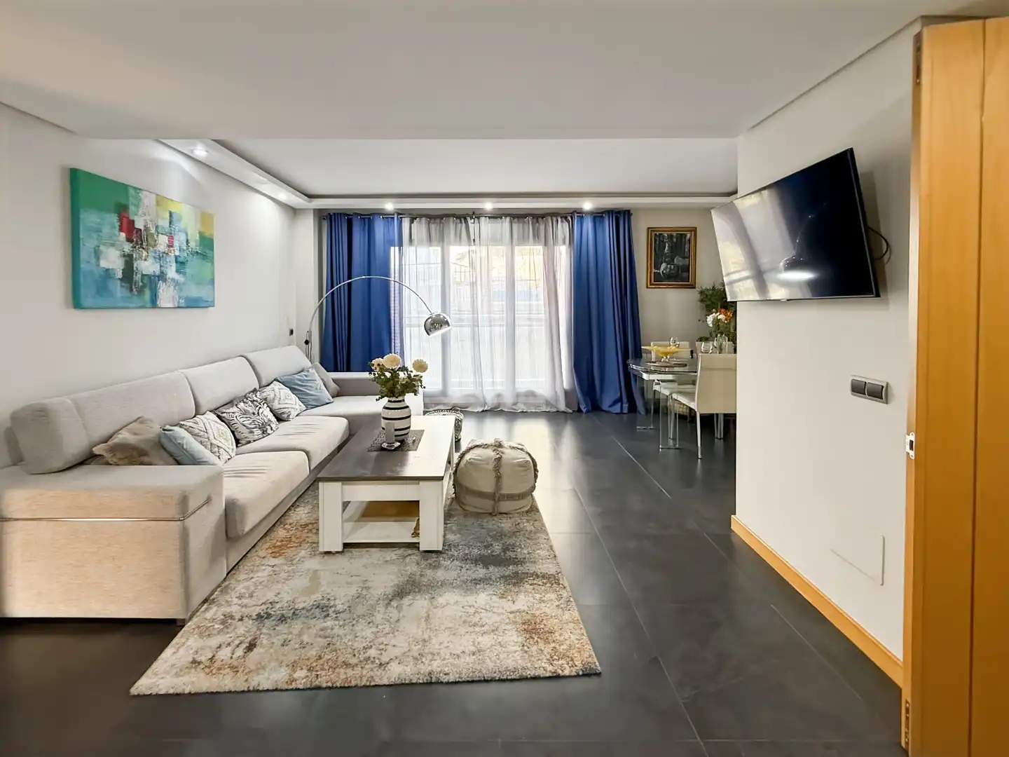 Living room of Flat for sale in Benalmádena  with Air Conditioner, Furnished and Oven