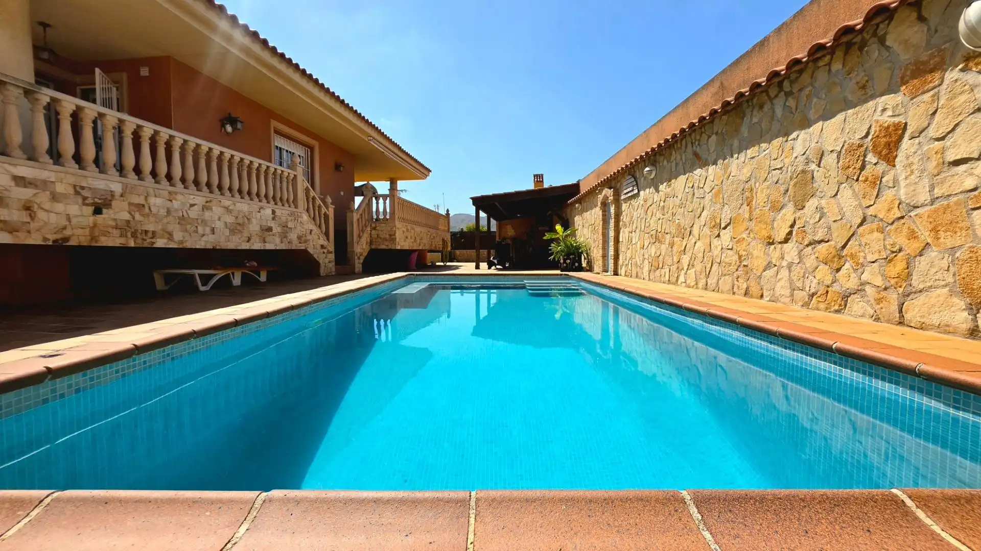 Piscina de Casa o xalet en venda en La Unión amb Aire condicionat, Jardí privat i Terrassa
