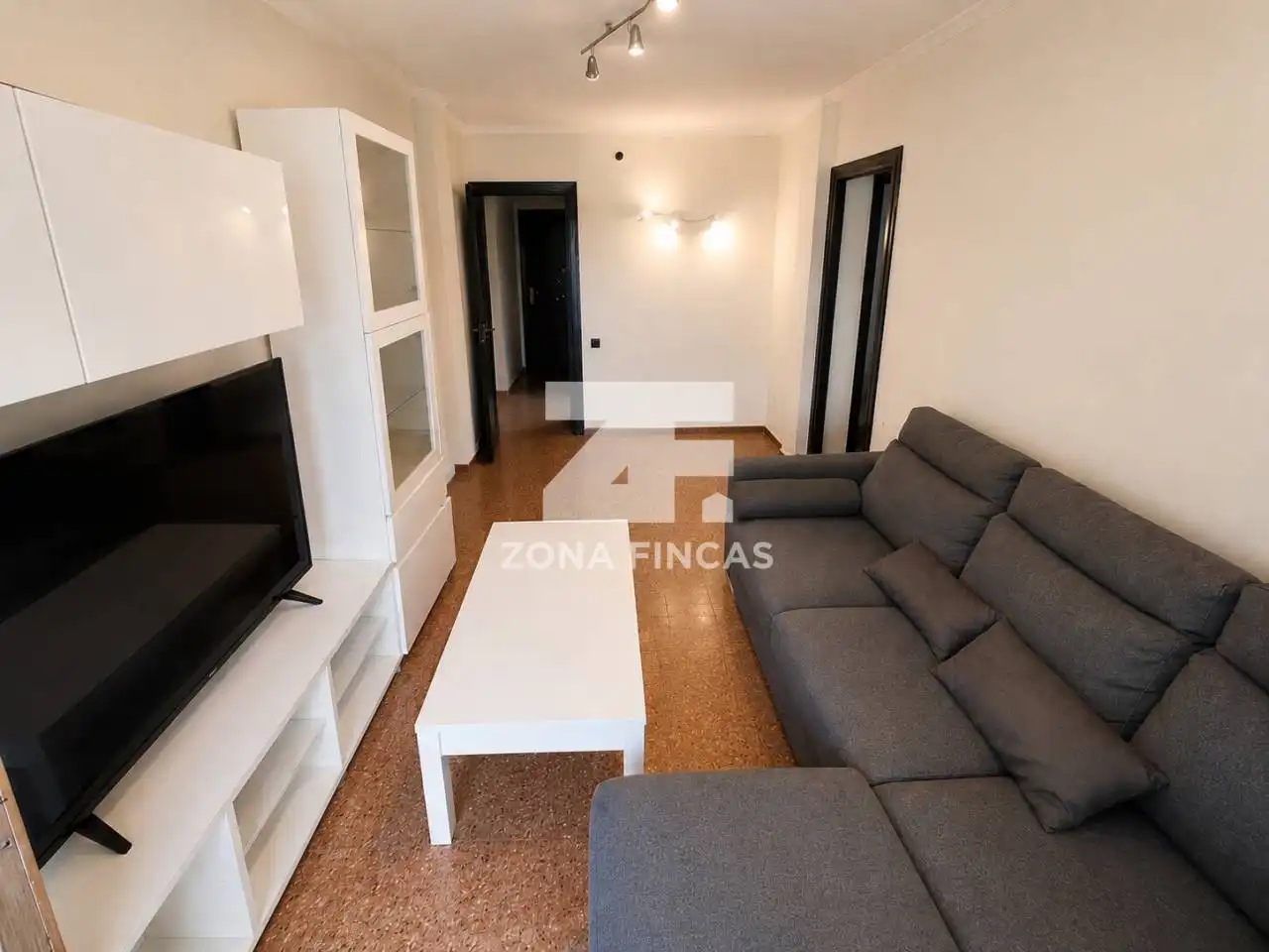 Sala d'estar de Pis en venda en Santa Coloma de Gramenet amb Aire condicionat i Balcó