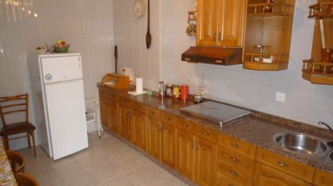 Foto 2 de Casa o chalet en venta en Calle Cucos, Cacabelos, León