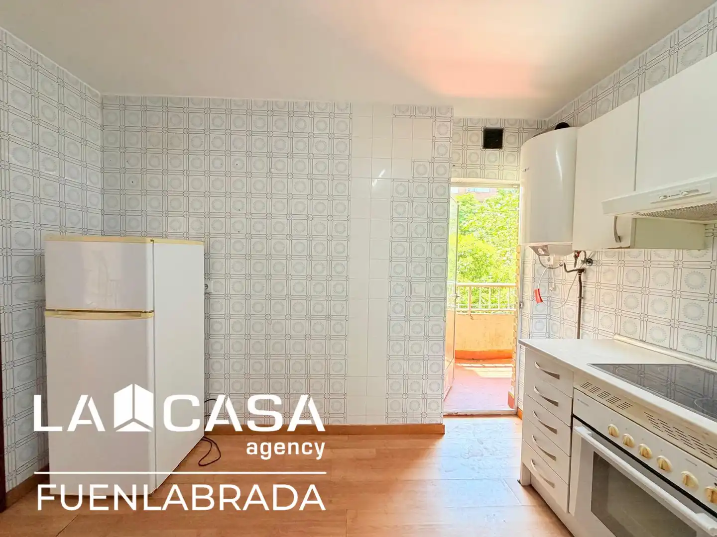 Kitchen of Flat for sale in Fuenlabrada  with Terrace