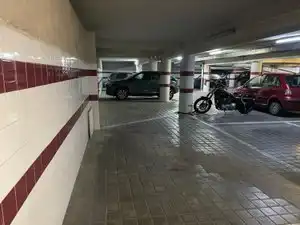 Aparcament de Garatge en venda en Madrid amb Alarma