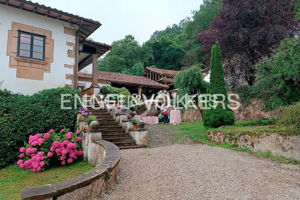 Houses for sale in Villaviciosa  with Heating, Private garden and Parquet flooring
