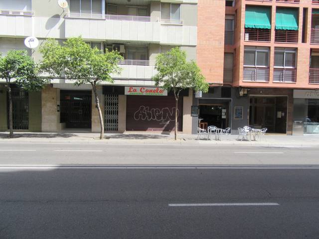 Local comercial en Venta en Calle de Santander en Ciudad Jardín - Parque Roma