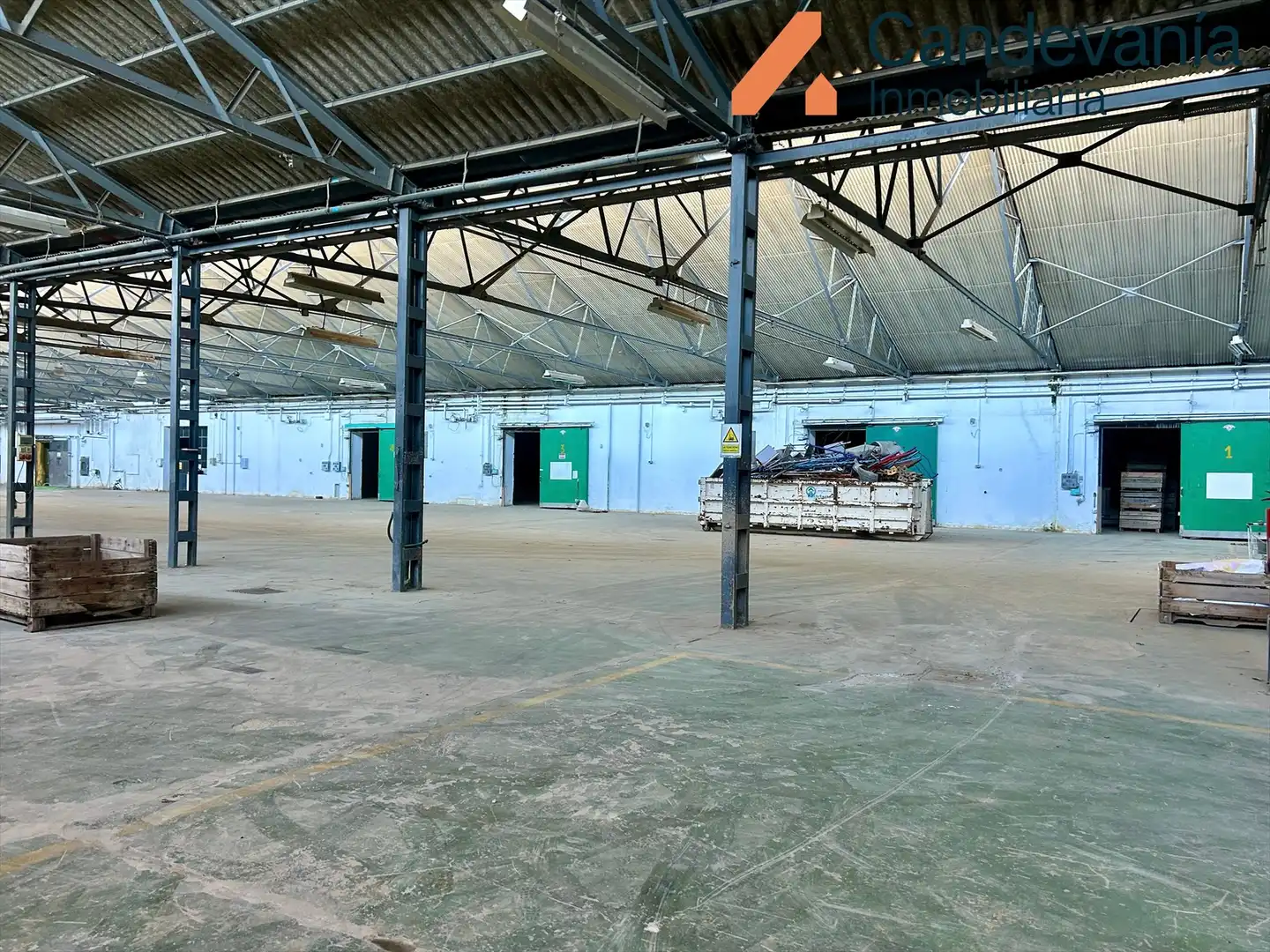 Nave industrial en venta en Zuera