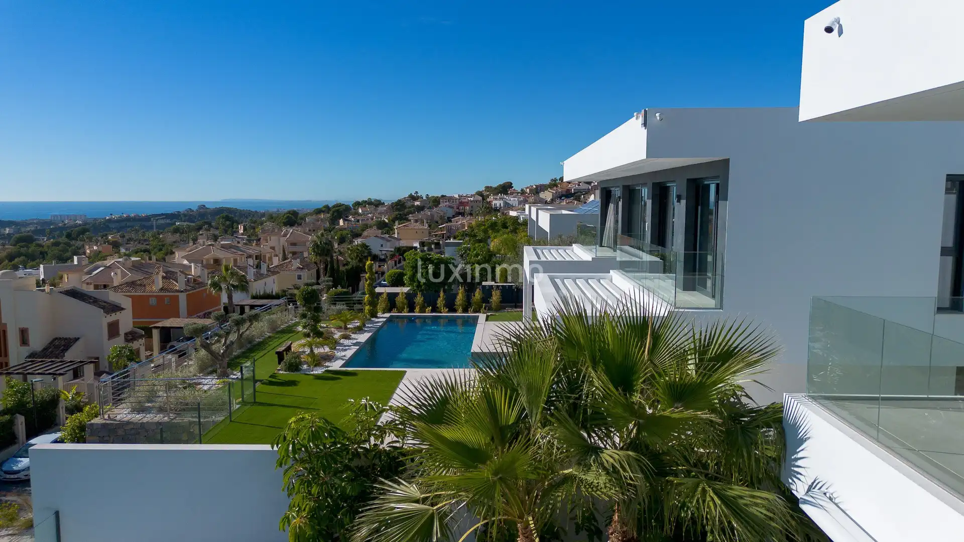 Villa avec piscine à vendre à Golf Bahía