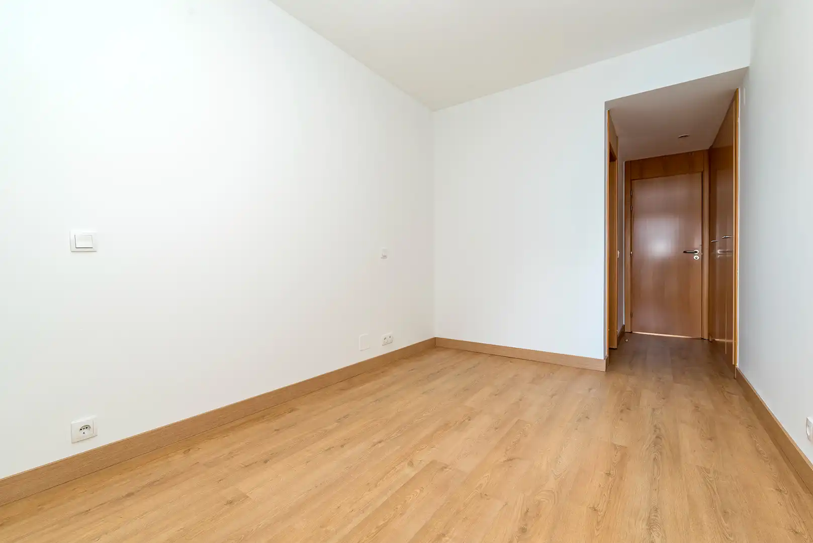 Flat for sale in Madrid  with Storage room and Community pool