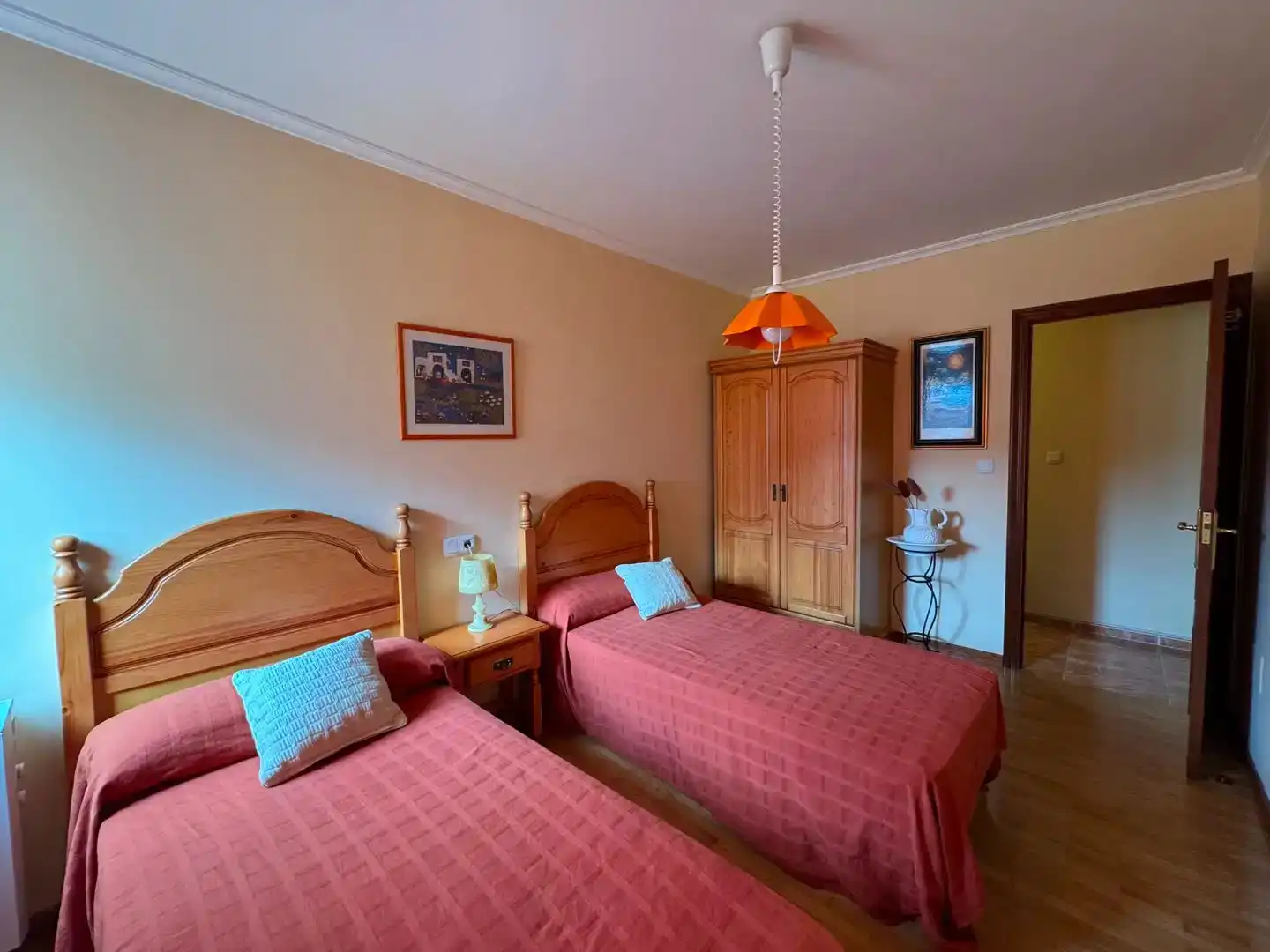 Schlafzimmer von Wohnung zum Verkauf in Viveiro