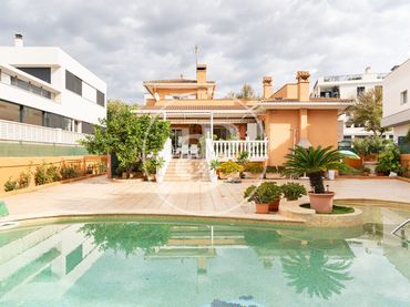 Casa con piscina in vendita a Carrer Nadal Batle