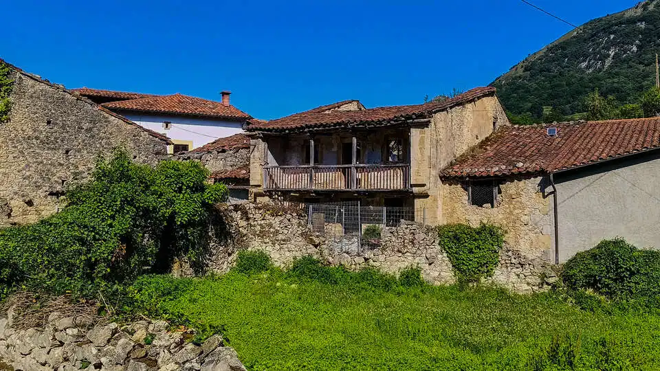 Vista exterior de Casa o chalet en venta en Peñamellera Baja