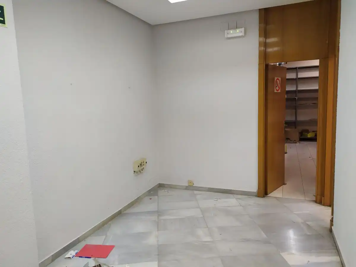 Local comercial en venda a Alameda De Andalucia, imagen 8