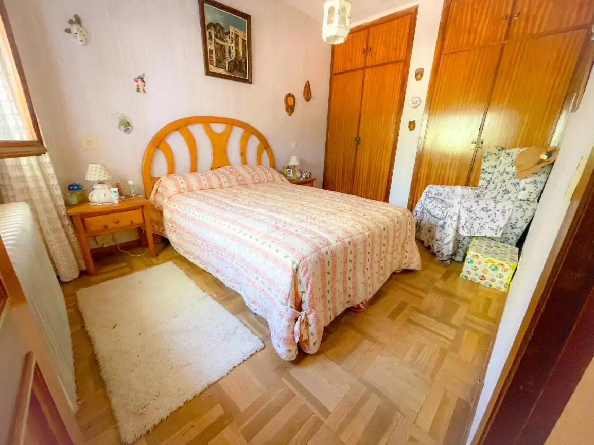 Dormitori de Casa o xalet en venda en Guadarrama amb Calefacció