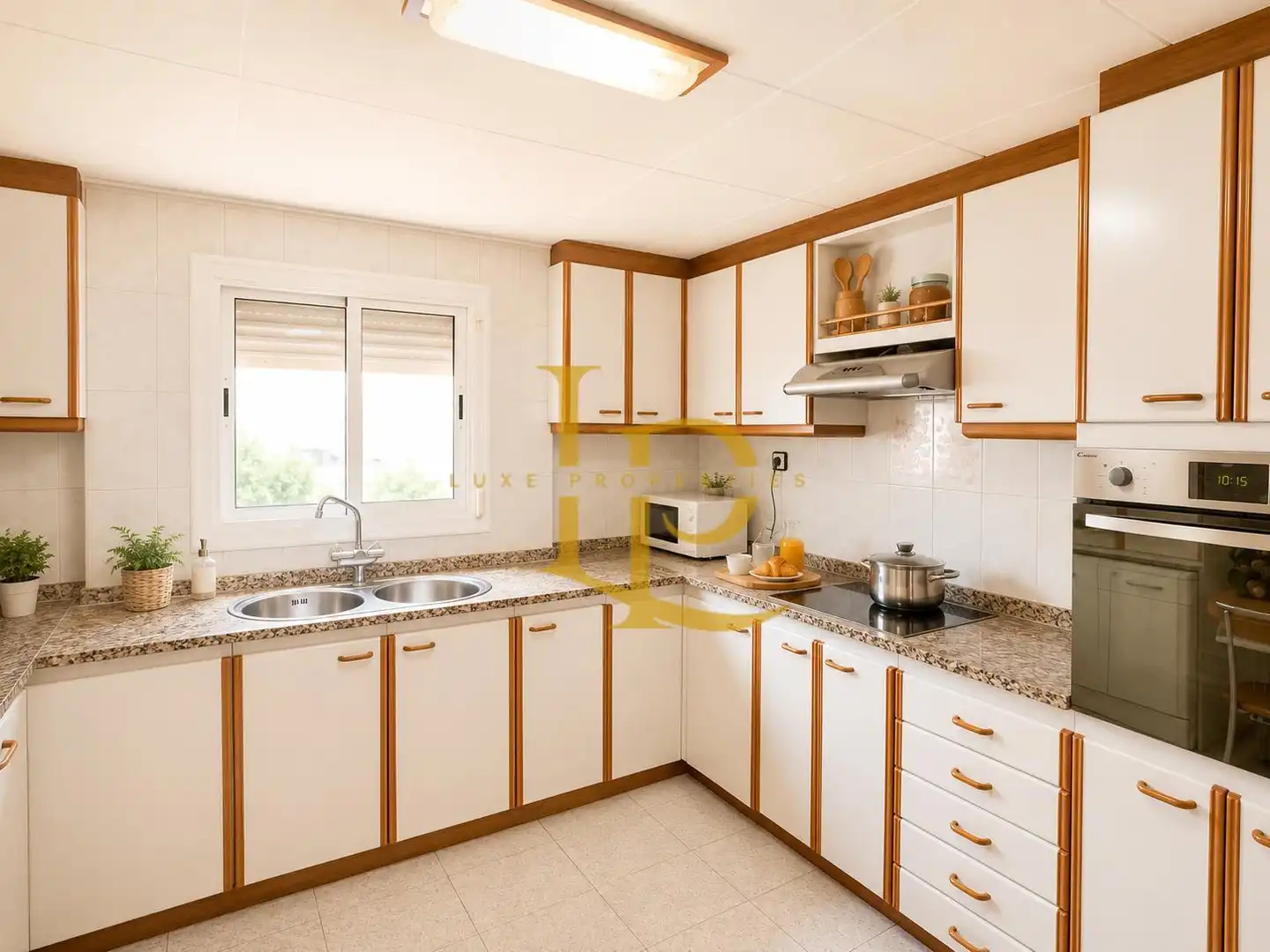 Kitchen of Houses for sale in Rubí  with Air Conditioner, Heating and Private garden