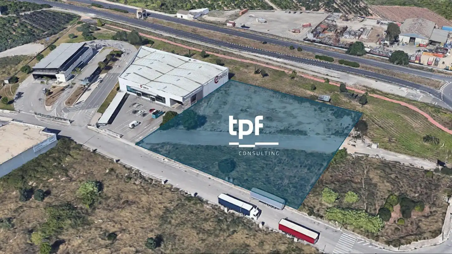 Industrial land for sale in Alzira