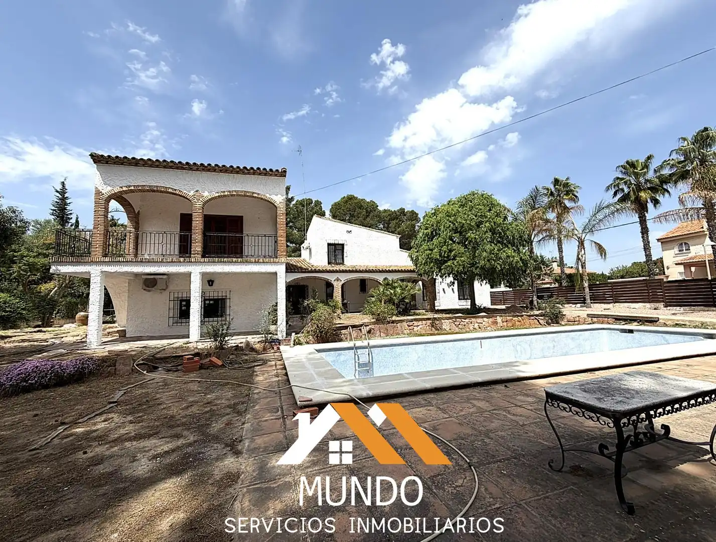 Vista exterior de Casa o chalet de alquiler en Paterna con Aire acondicionado, Calefacción y Terraza