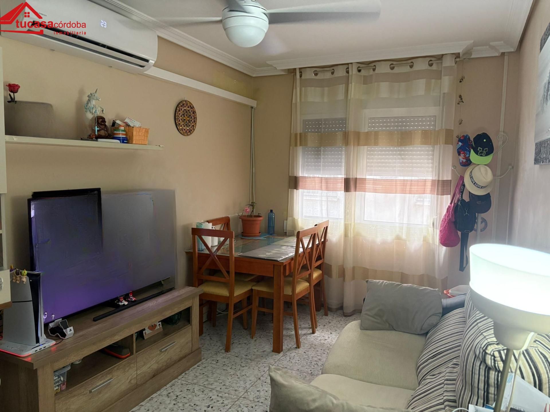 Sala d'estar de Pis en venda en  Córdoba Capital amb Aire condicionat