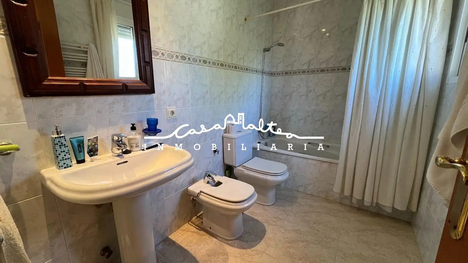 Bathroom of Houses for sale in L'Alfàs del Pi  with Private garden, Terrace and Swimming Pool
