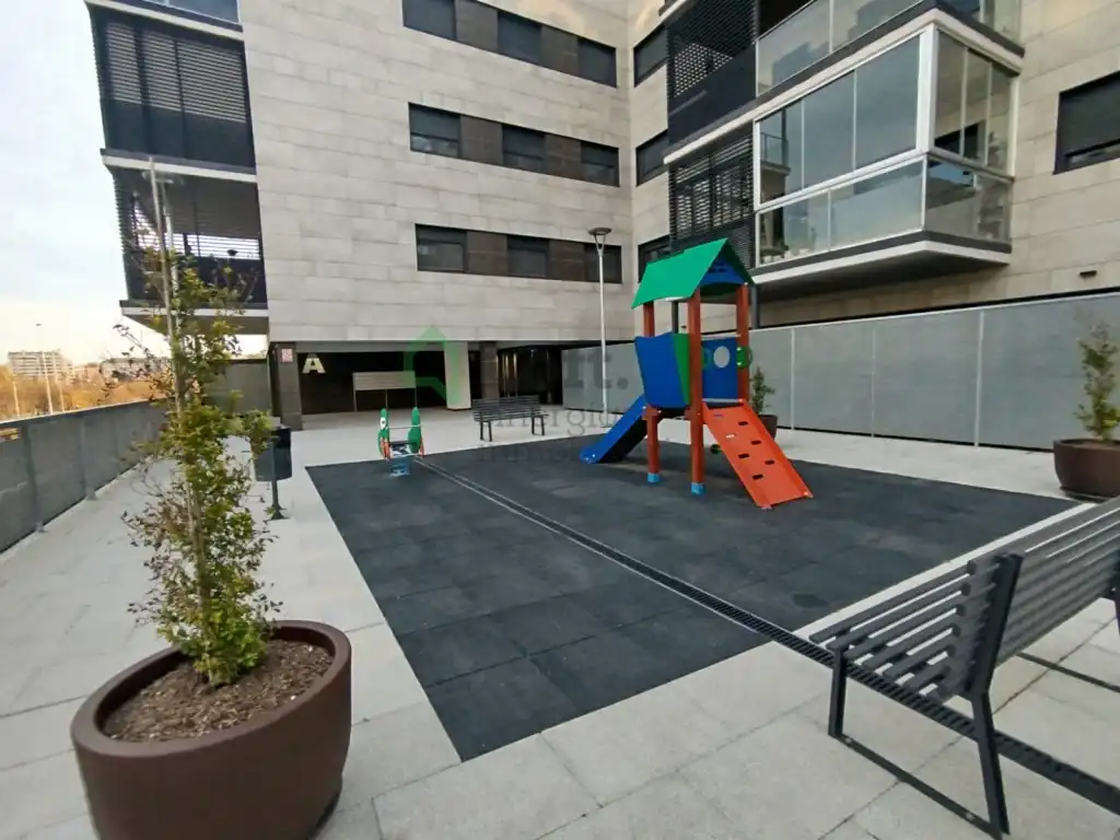 Apartament amb piscina en venda a La Estación, imagen 2