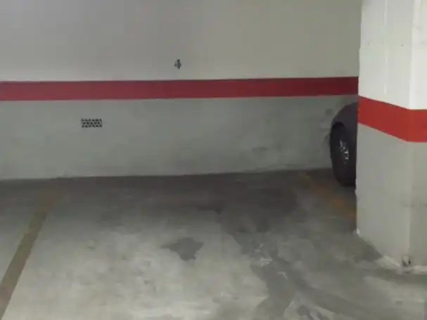 Parkplatz von Garage zur Miete in Málaga