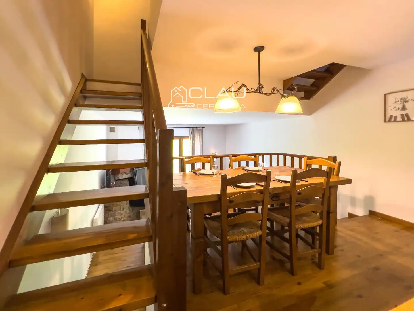 Esszimmer von Einfamilien-Reihenhaus zur Miete in Isòvol mit Heizung, Parkett und Terrasse