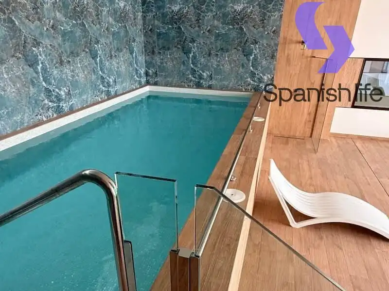 Piscina de Apartamento en venta en Finestrat con Trastero y Piscina