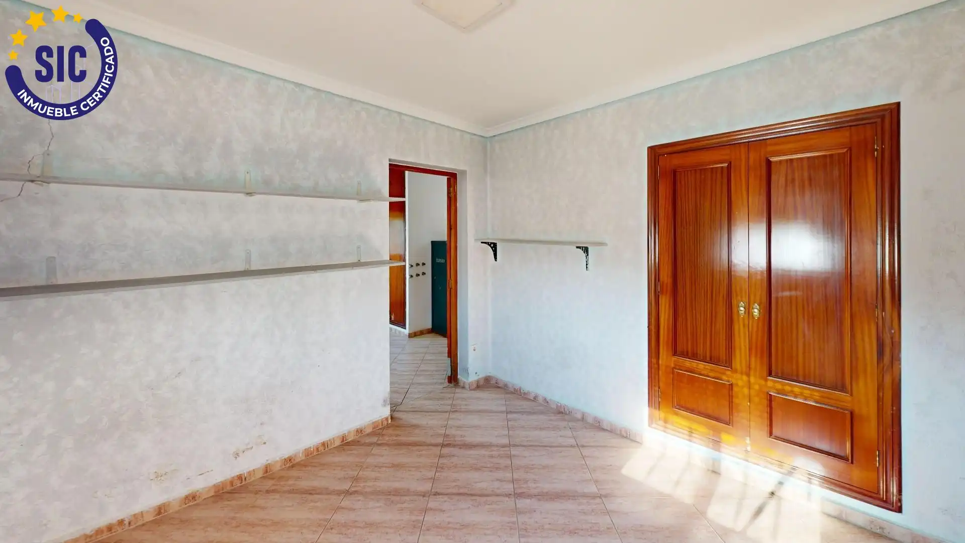 Casa o xalet en venda en Oliva amb Aire condicionat, Jardí privat i Terrassa
