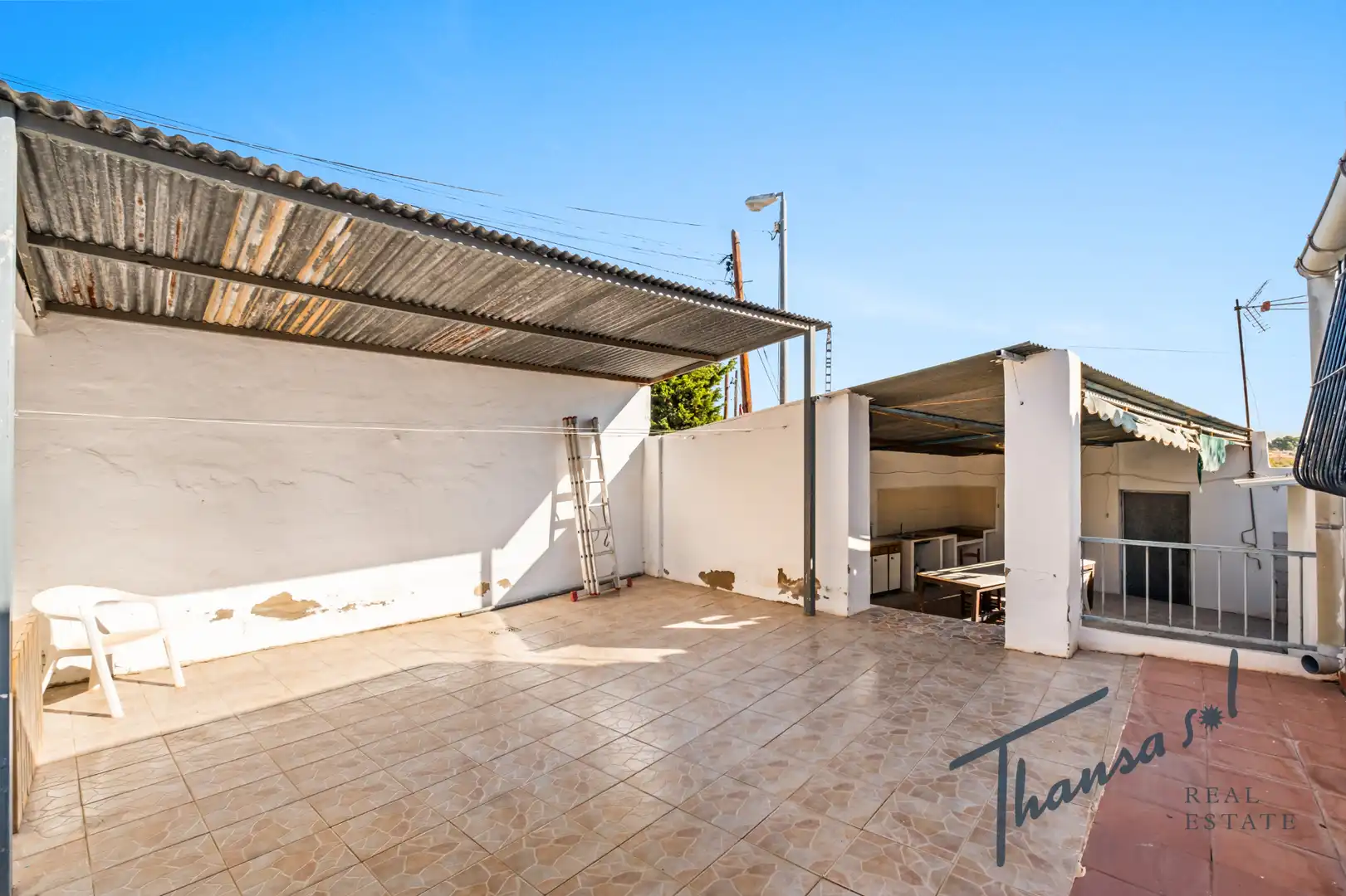 Terrassa de Casa adosada en venda en Alicante / Alacant amb Aire condicionat, Jardí privat i Terrassa