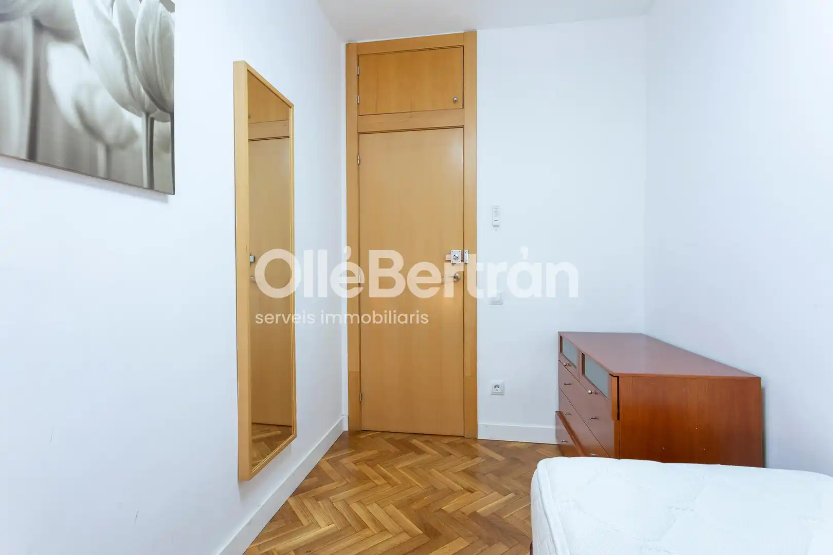 Habitación de Piso en venta en Barcelona con Calefacción y Balcón
