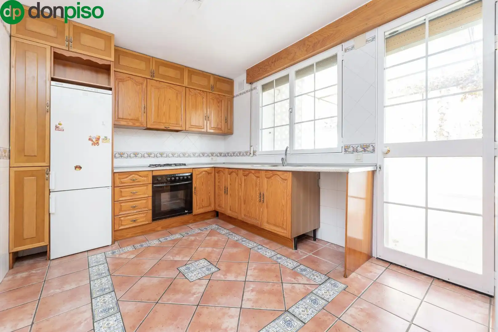 Kitchen of Detached homes for sale in Alfacar  with Terrace