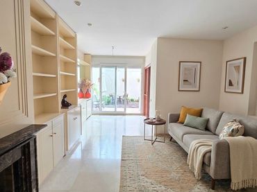House with balcony for sale in Carrer ROSELLES DE LES