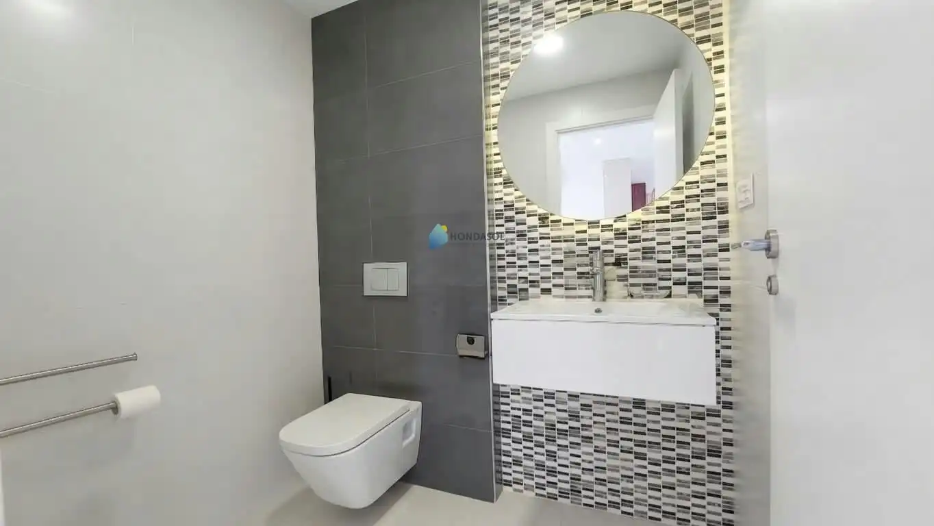 Baño de Casa o chalet en venta en La Manga del Mar Menor con Aire acondicionado, Jardín privado y Terraza