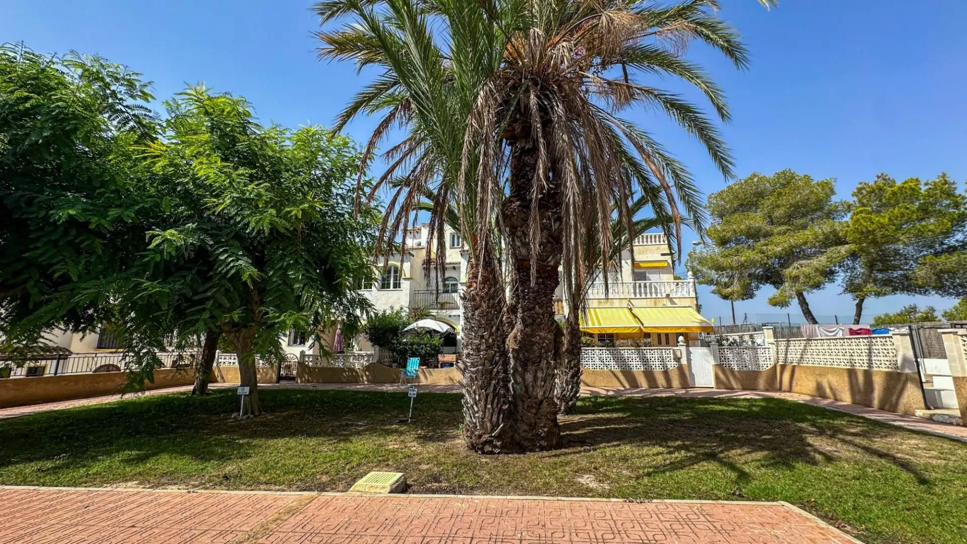 Bungalow with pool for sale in San Miguel de Salinas, imagen 9