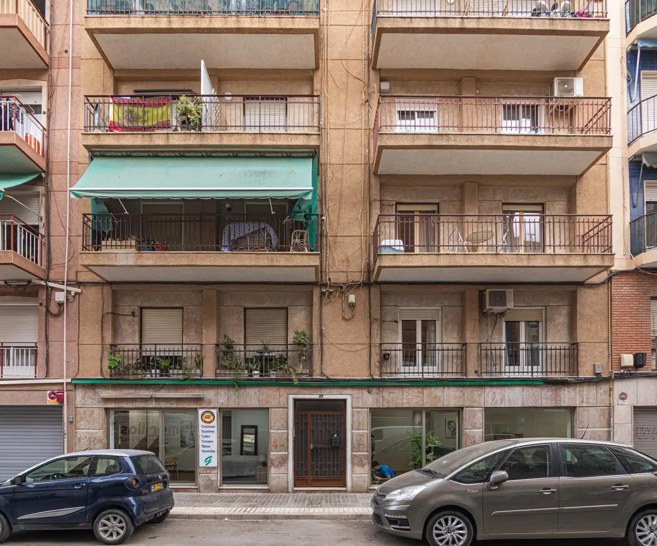 Vista exterior de Pis en venda en Elche / Elx amb Balcó