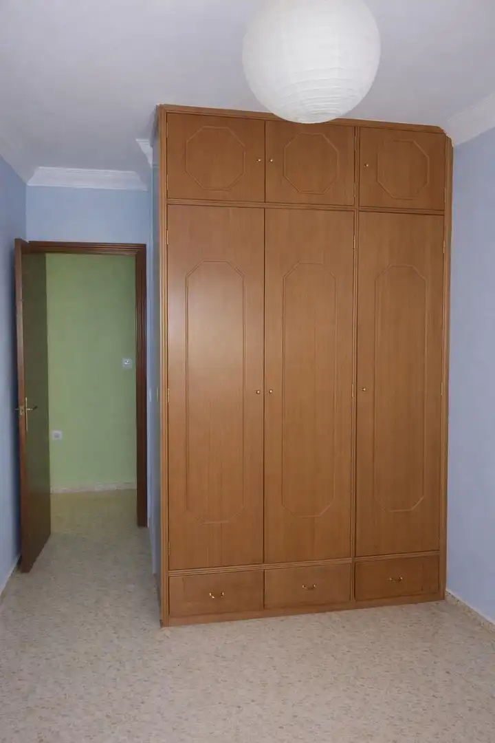 Bedroom of Flat for sale in Fuente de Cantos  with Air Conditioner, Furnished and Balcony