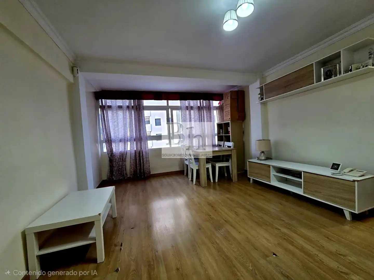 Piso con ascensor en venta en Carretera de Cádiz, imagen 3