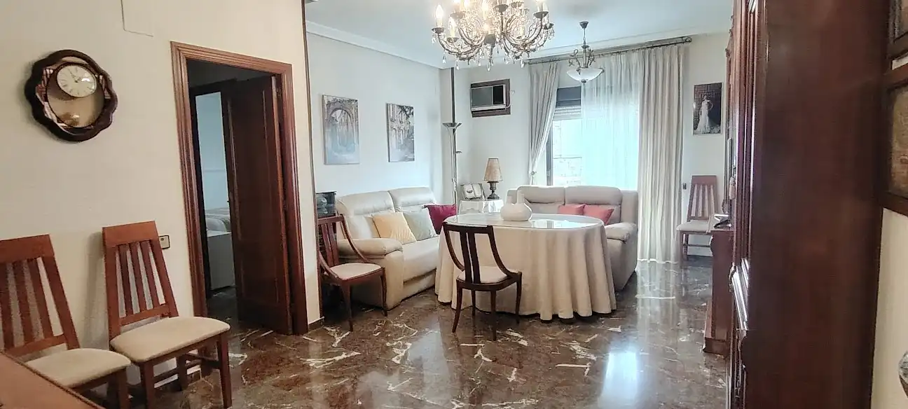 Wohnzimmer von Wohnung zum Verkauf in Linares mit Klimaanlage, Heizung und Balkon