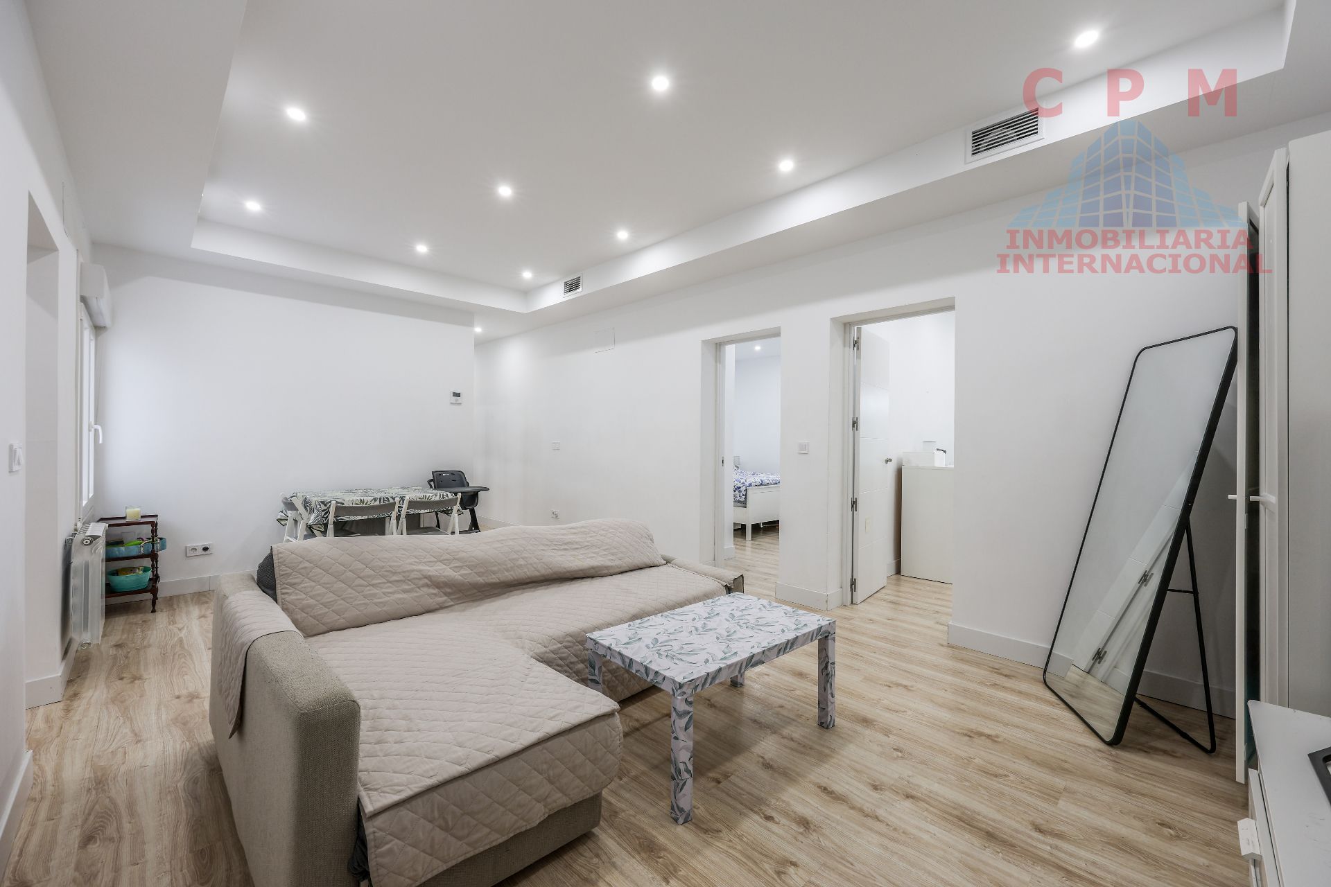 Flat to rent in  Madrid Capital  with Air Conditioner, Heating and Oven