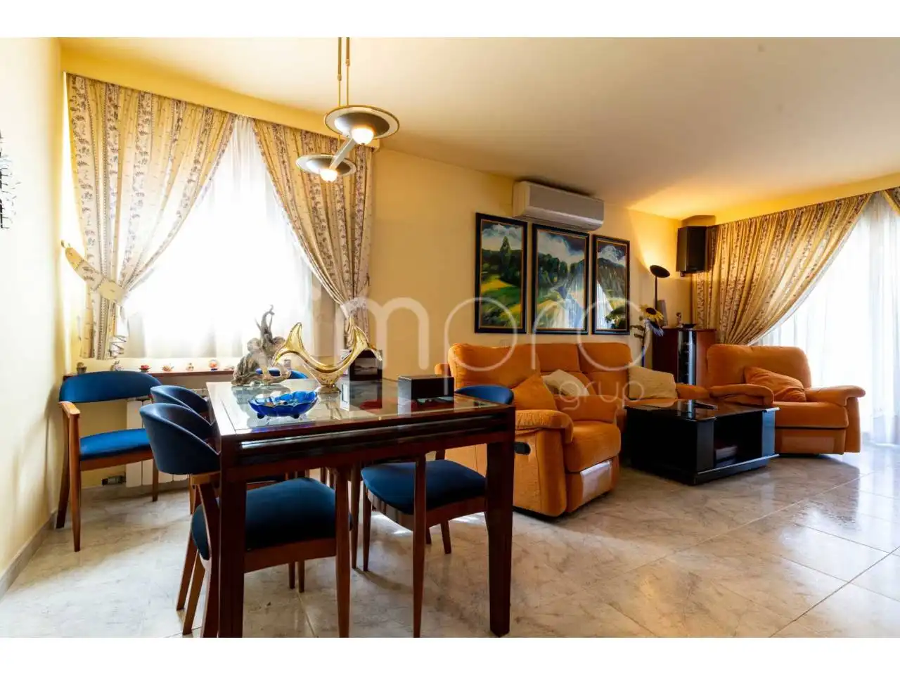 Wohnzimmer von Wohnung zum Verkauf in Vilanova i la Geltrú mit Klimaanlage, Heizung und Terrasse