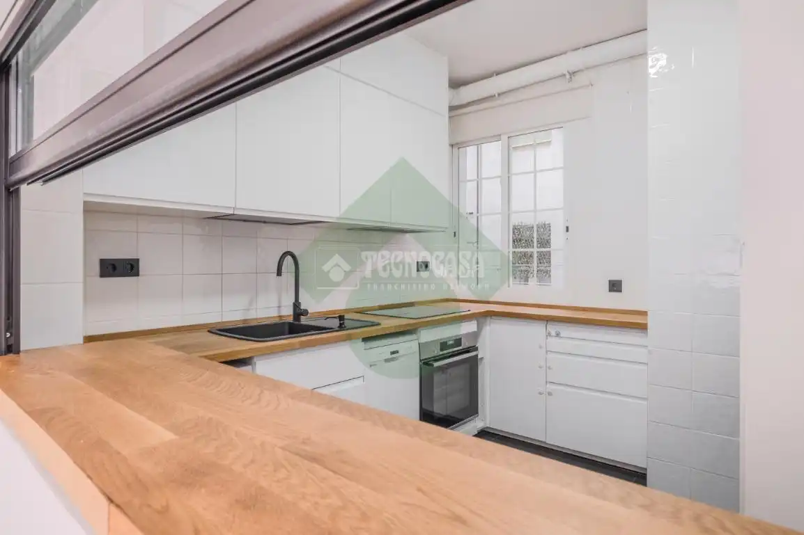 Cocina de Piso de alquiler en Madrid con Aire acondicionado