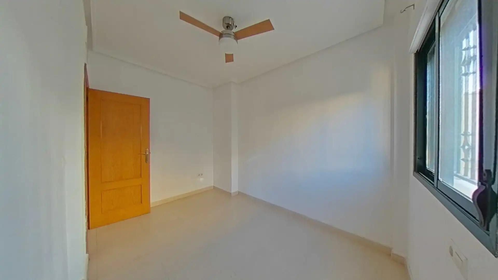Habitación de Casa adosada en venta en Almoradí con Piscina comunitaria