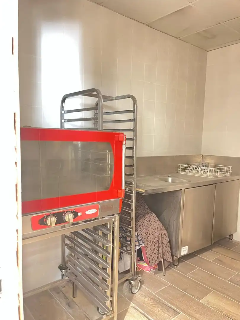 Cocina de Local de alquiler en Manresa