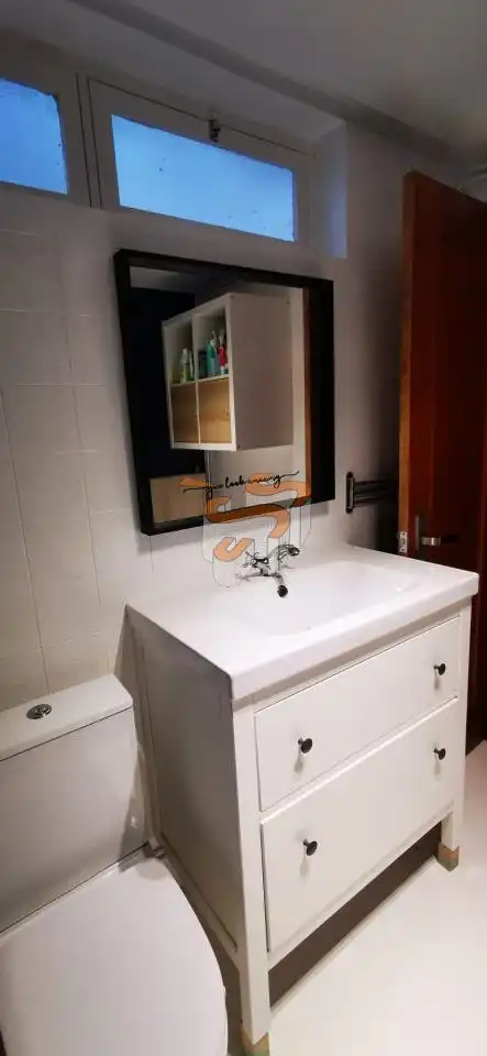 Baño de Dúplex en venta en Ferrol con Calefacción, Parquet y Trastero