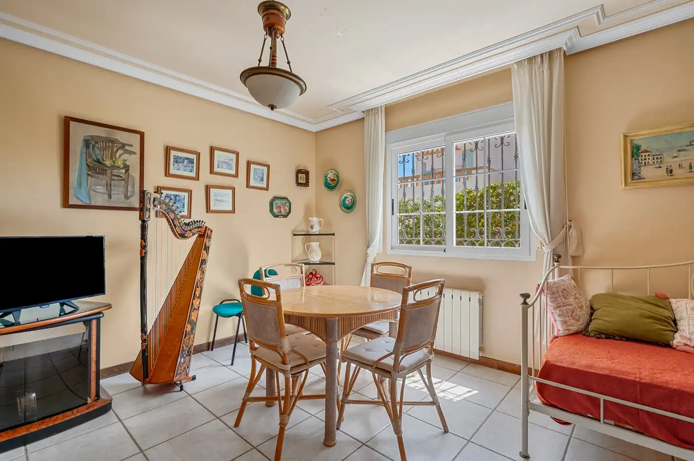 Dining room of Houses for sale in Torrevieja  with Air Conditioner, Terrace and Storage room