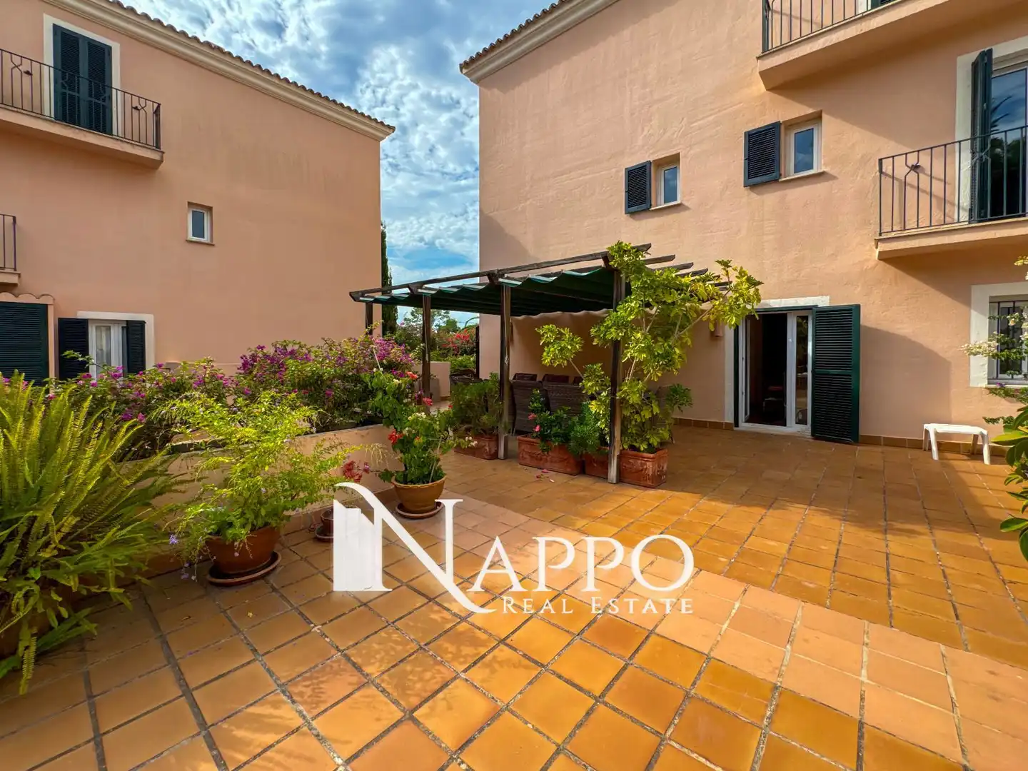 Garden of Duplexes for sale in Calvià  with Air Conditioner, Heating and Terrace