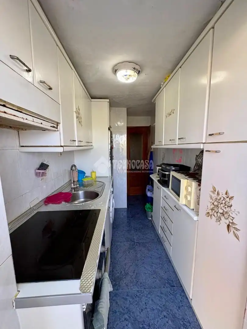 Küche von Wohnung zum Verkauf in Madrid mit Klimaanlage, Heizung und Terrasse