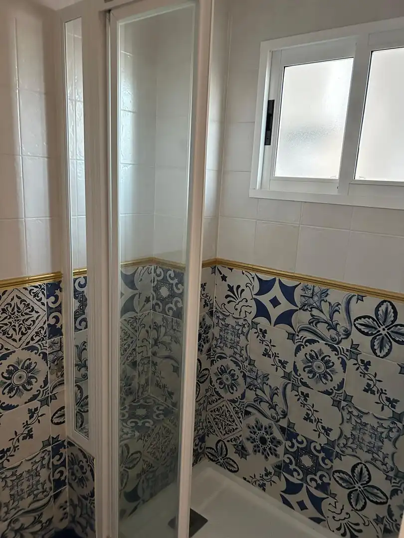 Baño de Piso en venta en Mengíbar con Aire acondicionado, Calefacción y Trastero