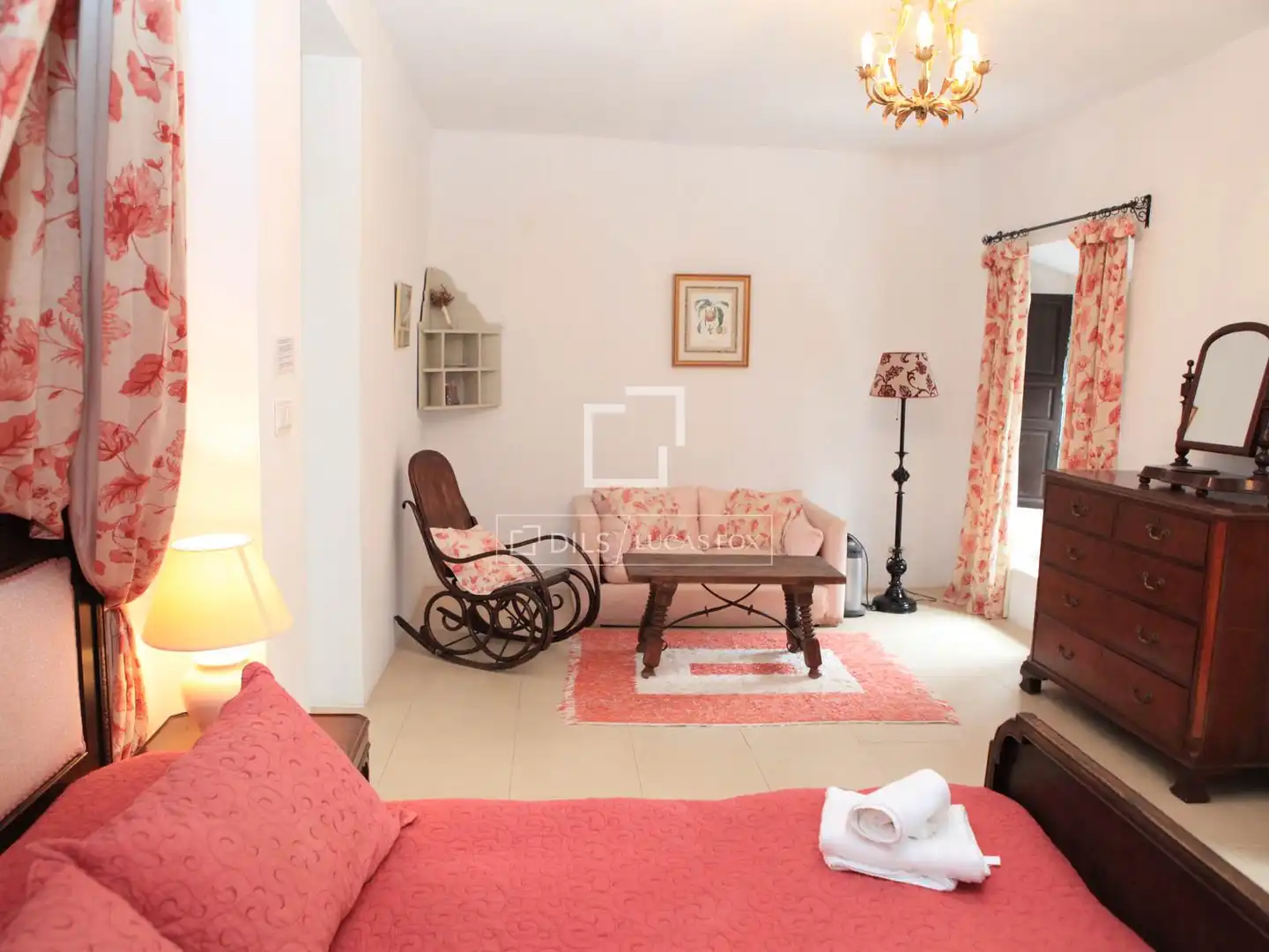 Sala de estar de Finca rústica en venta en Otívar con Aire acondicionado, Jardín privado y Terraza