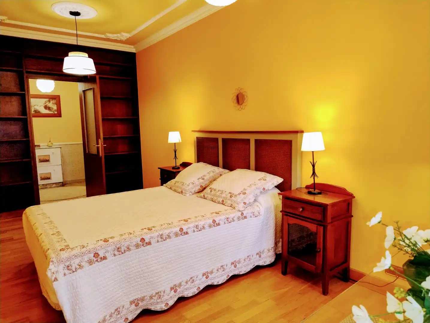 Bedroom of Flat for rent in Santiago de Compostela   with Heating, Furnished and Oven